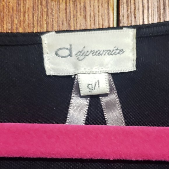 Long silky black top - Picture 2 of 4